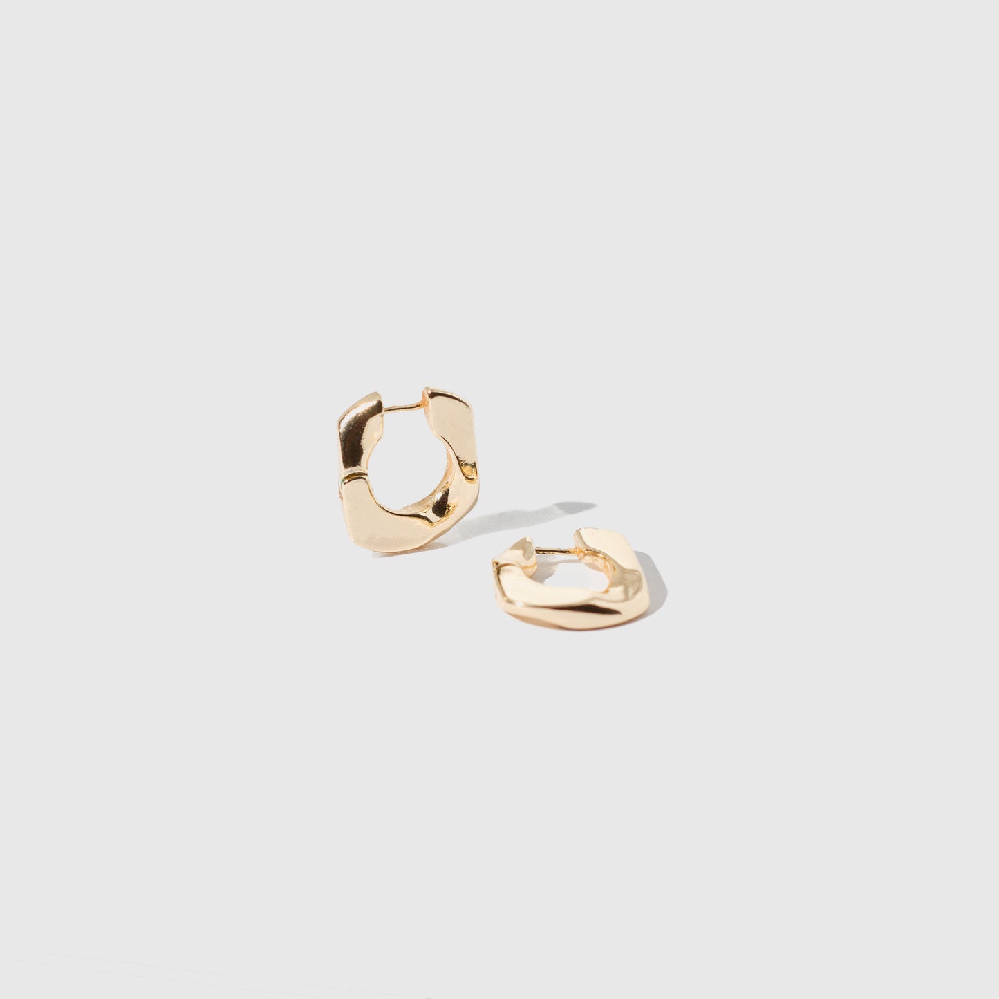 wavy hoops