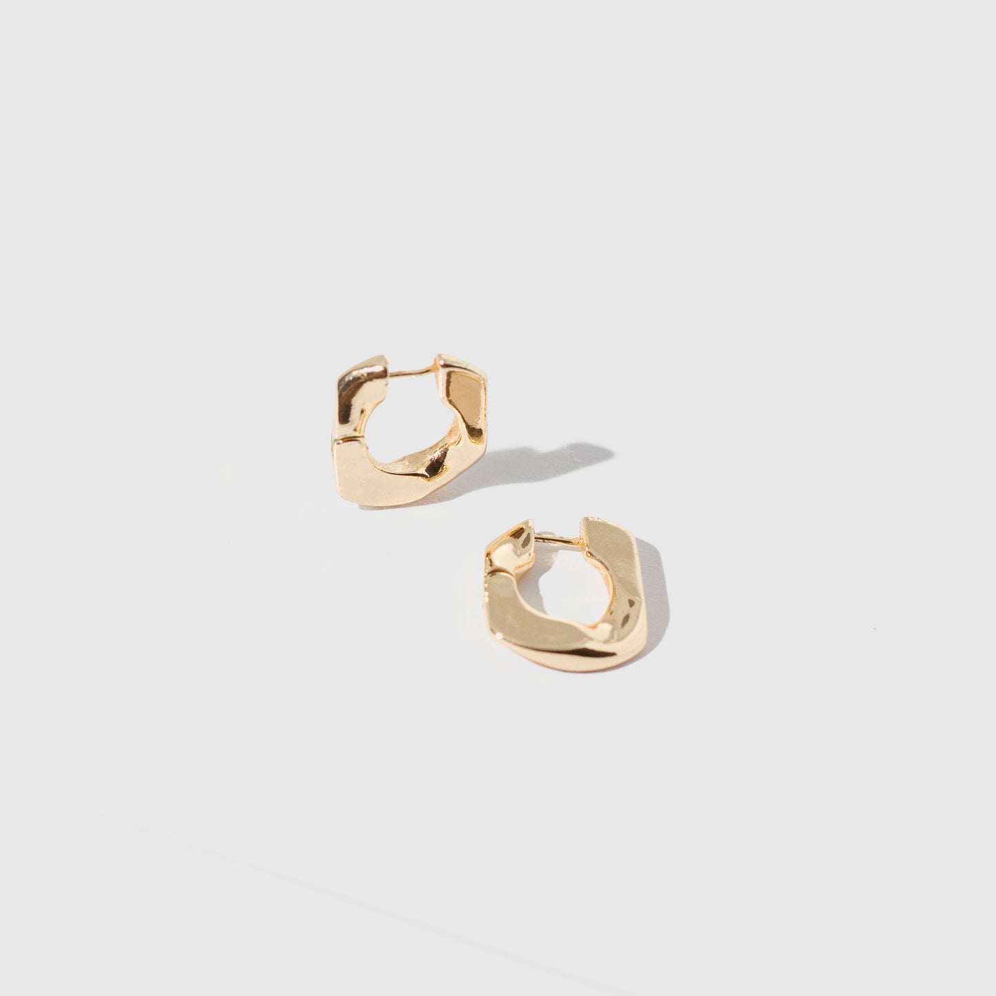 wavy hoops