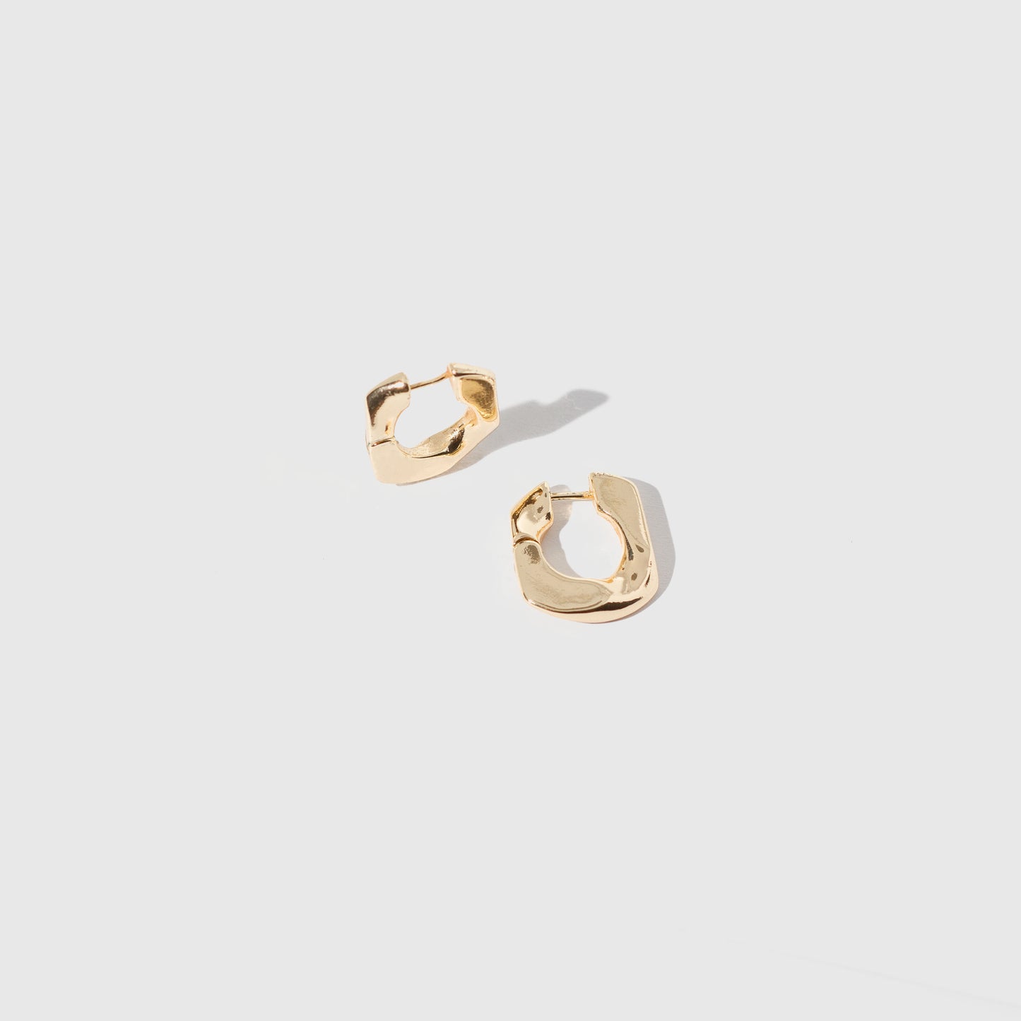 wavy hoops