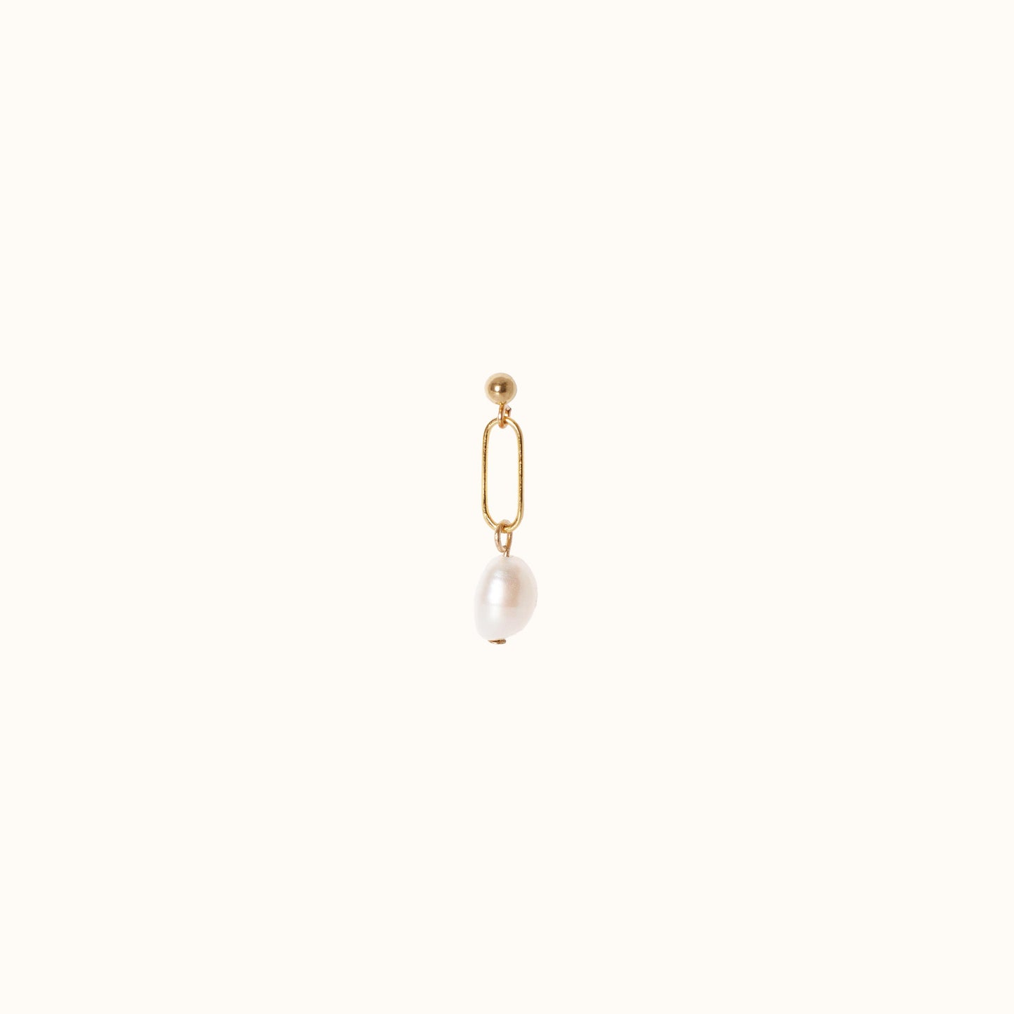 Single Pearl Stud